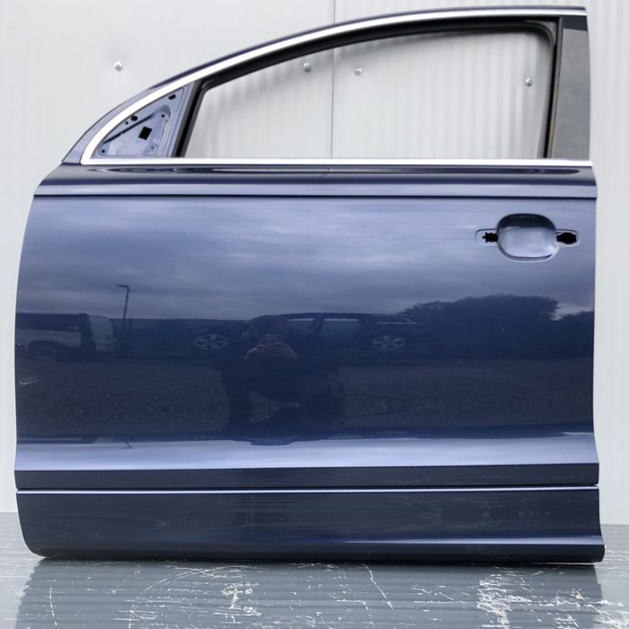 Usa st fata AUDI Q7 S-line 2005-2010 SUV
