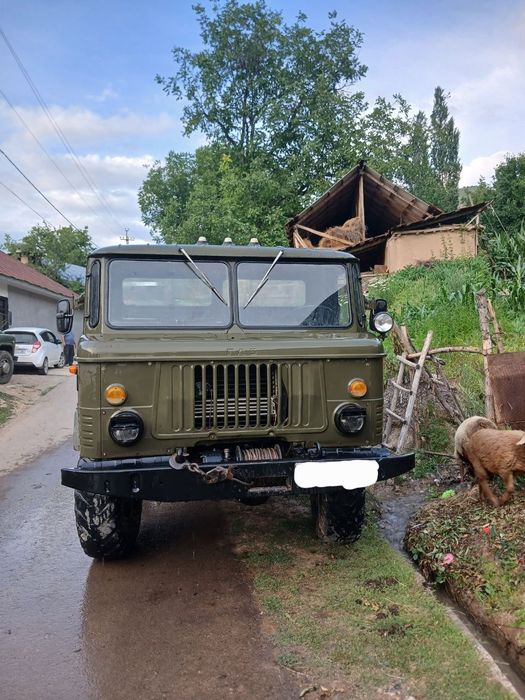 Gaz 66 2ta sotiladi