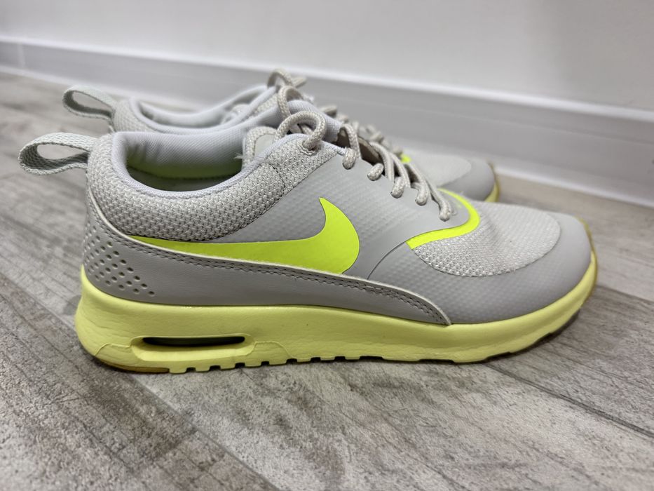 Дамски маратонки Nike
