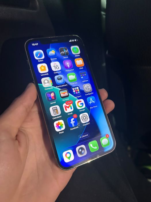 Iphone 12 pro…..