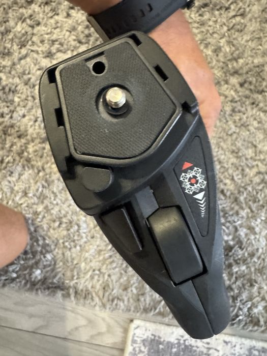 Trepied profesional manfrotto