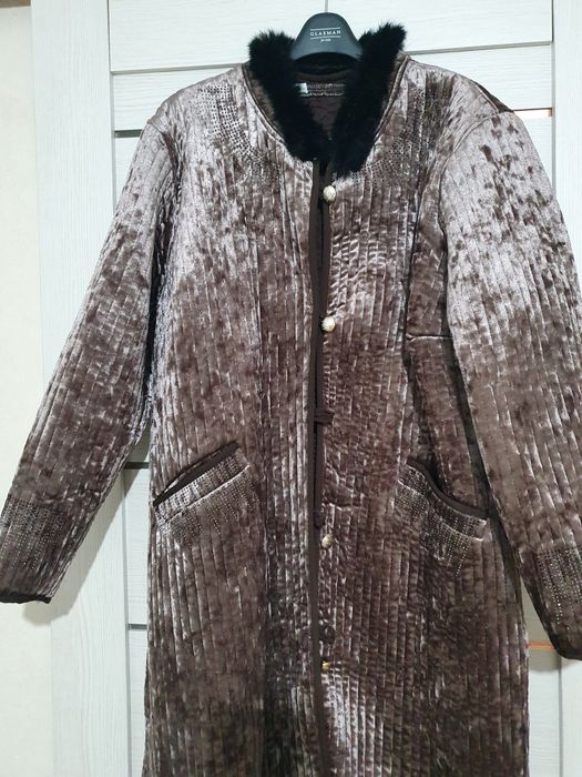 Продаю Пальто Бешпет