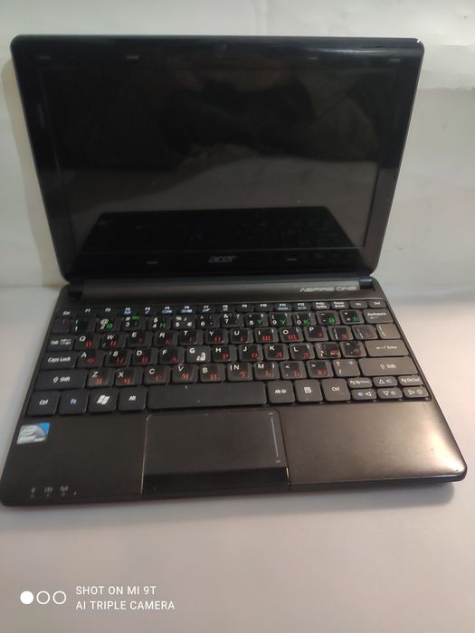 Продам нетбук acer