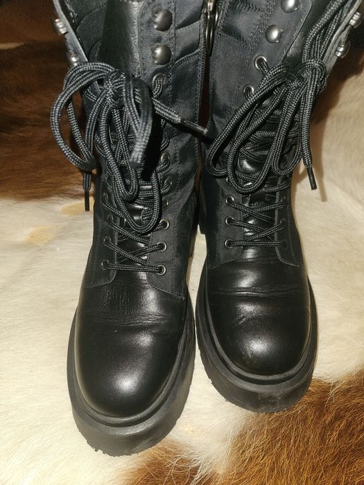 Vand bocanci de dama Tommy Hilfiger  37 piele naturala cu textil