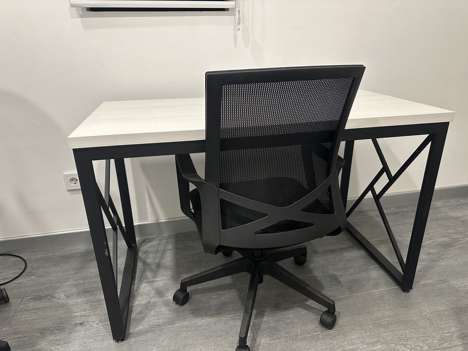 Ofis Mebellar To’plami