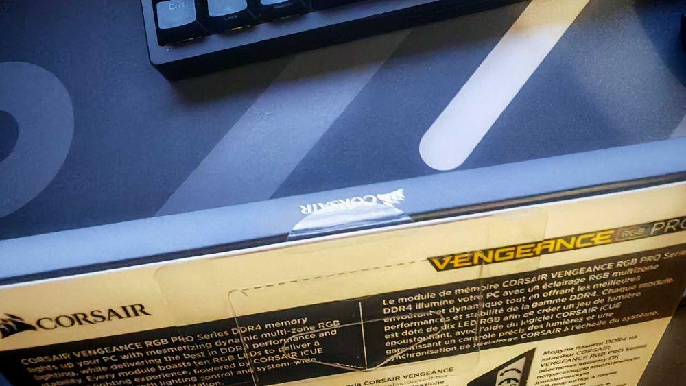 Нова ! Рам памет Corsair VENGEANCE RGB PRO 32GB (2x16GB) DDR4 3600MHz