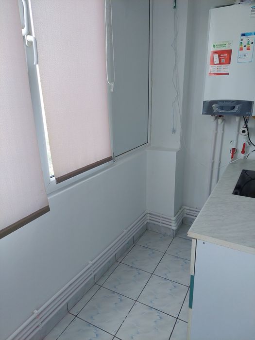 De vânzare - apartament 2 camere, decomandat.