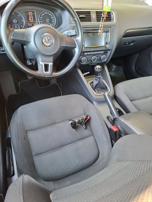 VOLKSWAGEN Jetta 2014 — imagine 5