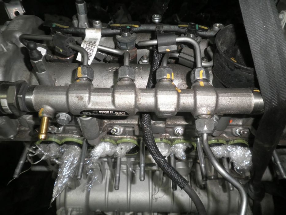 Rampa injectoare Alfa Romeo Stelvio 2.2 D 0445214333