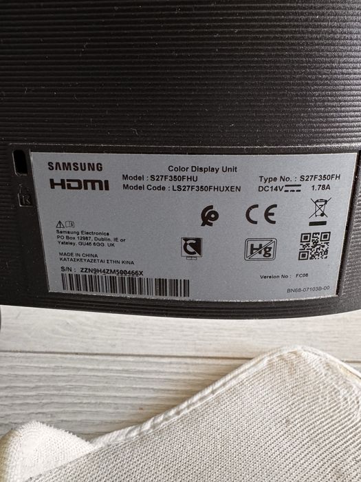 Monitor Samsung 27” ca nou.  Model S27F350FHU