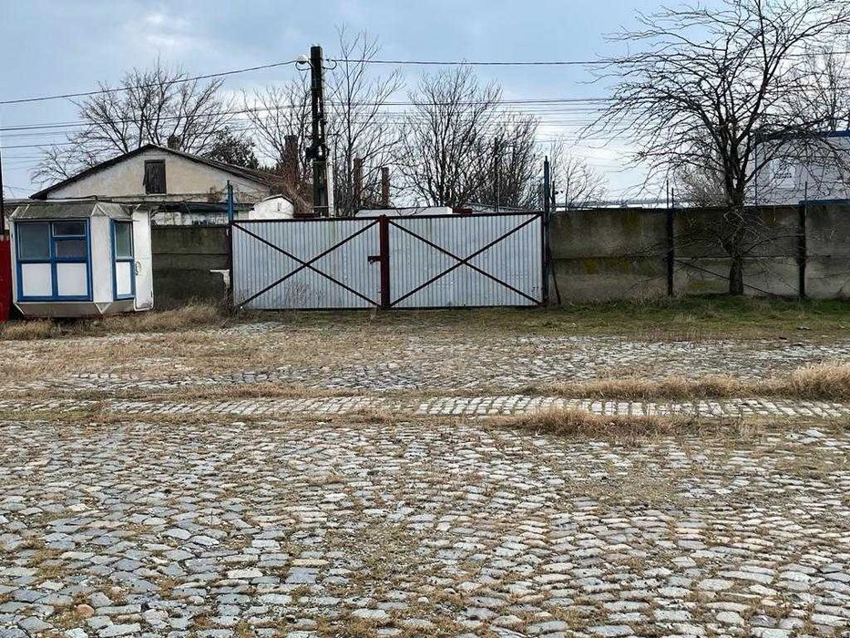 Inchiriez hale si teren pentru depozitare marfuri, containere, etc