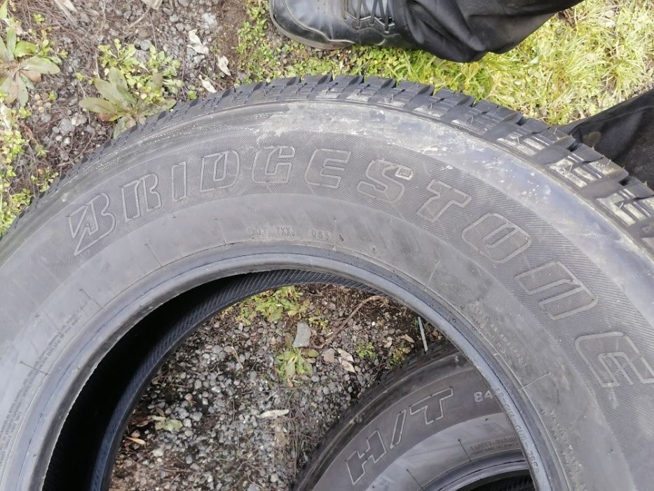 4 бр. нови ВСЕСЕЗОННИ гуми BRIDGESTONE 255 70 18 DOT 0617
