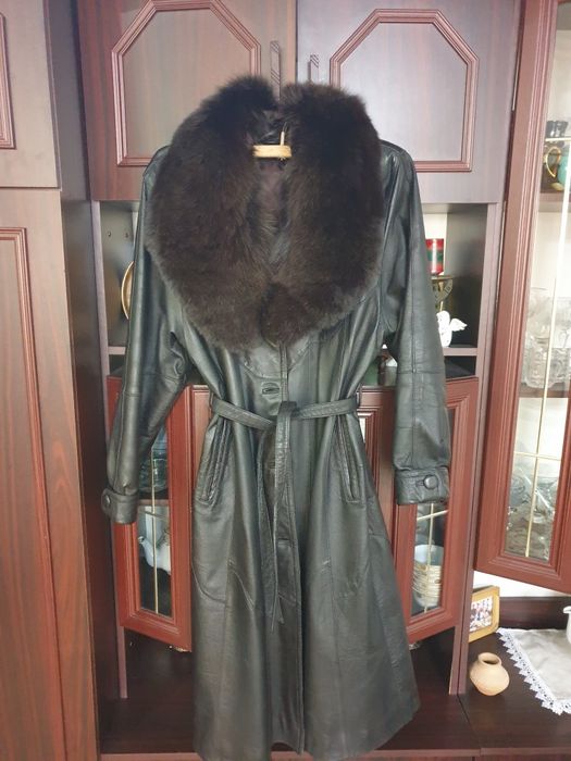 Продаётся 2 кожаных плаща