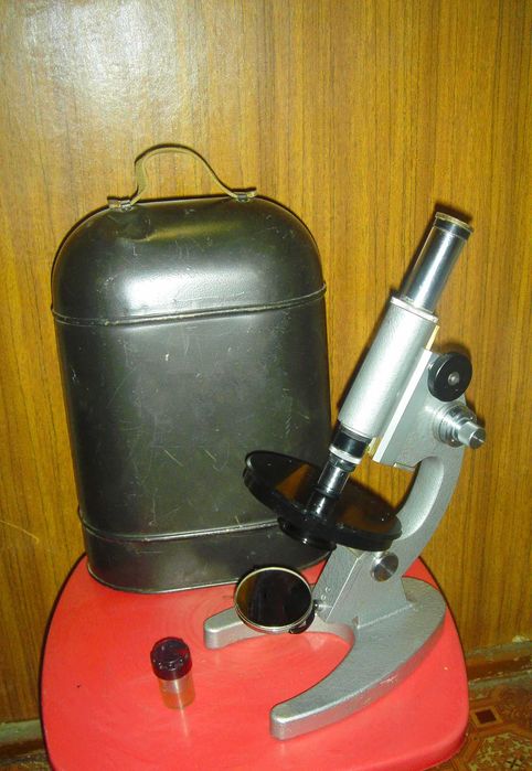 Продам  биологический  микроскоп МБУ-4