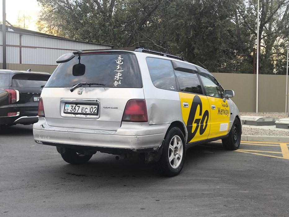 Авто в рассрочку Honda Odyssey