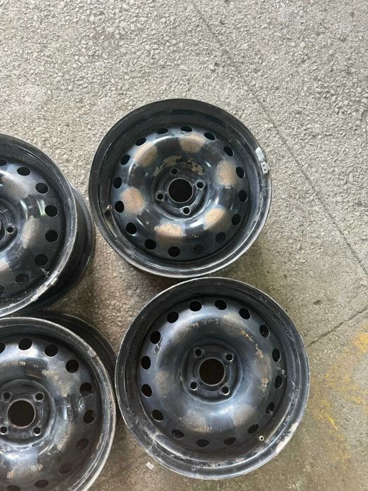 Штампованные диски R15 ( 4×100 )
