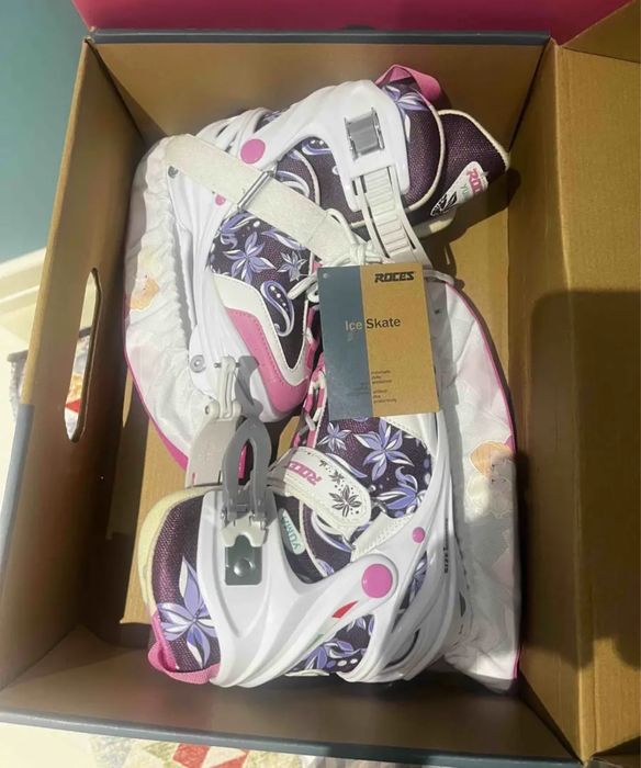Коньки новые детские. Для девочек