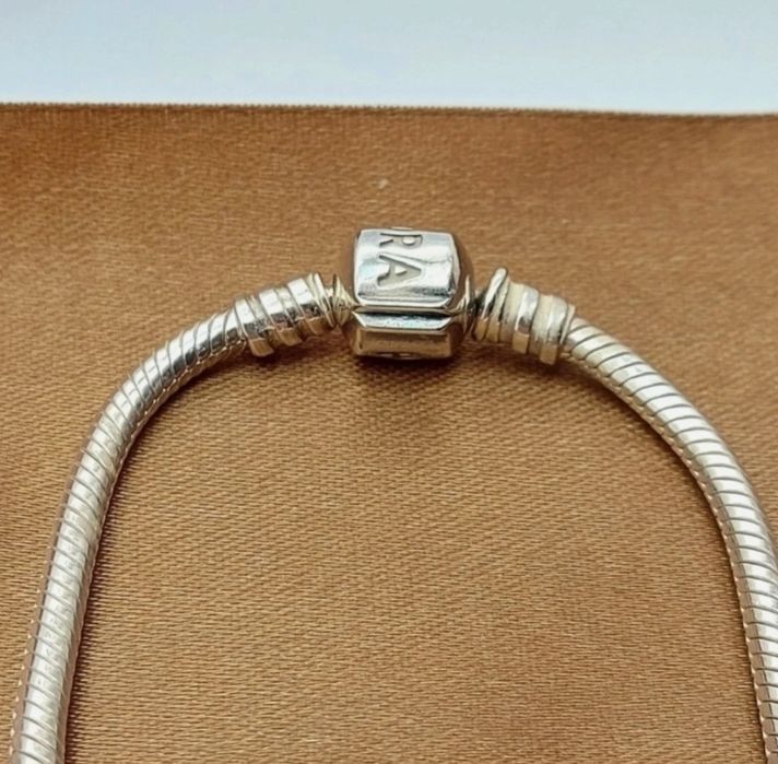 Brățară Nouă Pandora Moments Argint S925 Ale