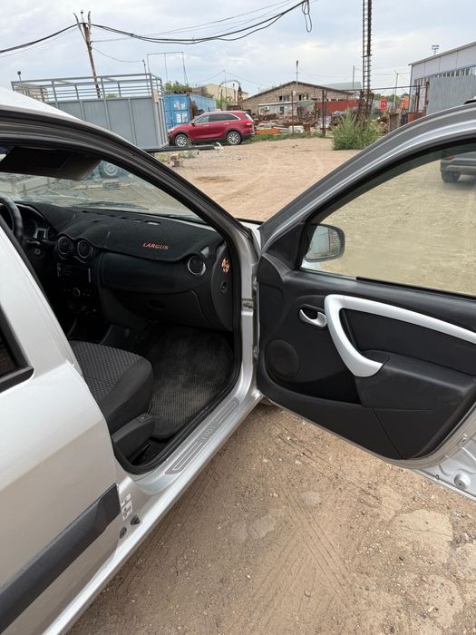 Ларгус ВАЗ отличное состояние