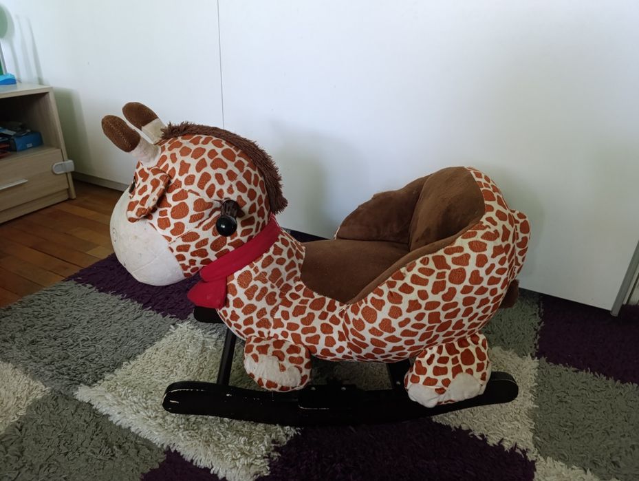 Продавам люлка жираф