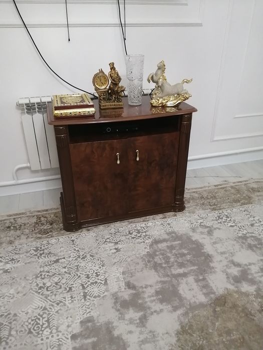 Продаётся Гостиная мебель