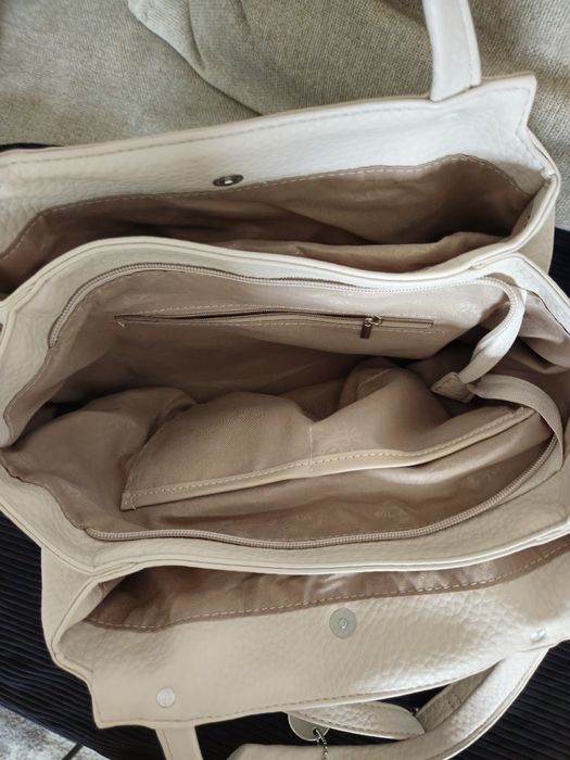 Дамска чанта в цвят пудра