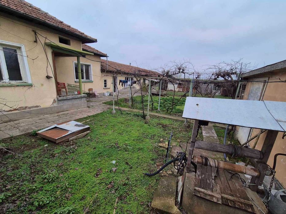 Продава се Къща в с. Обнова, Област Плевен - 188 кв.м за 133 €/кв.м - Снимка #8