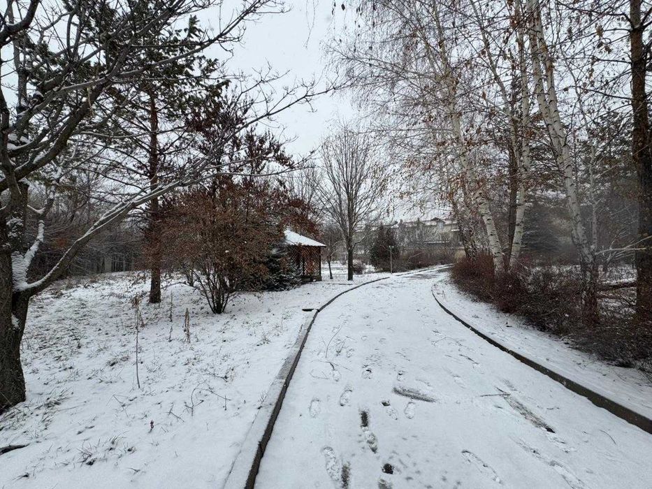 Шикарное угодье в городе Алматы