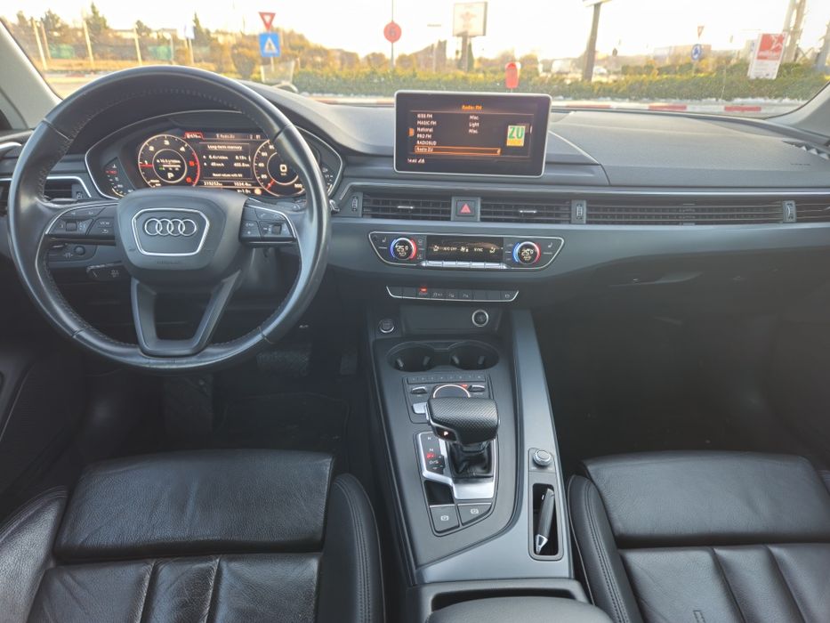 Vand Audi A4 2017 virtual cockpit