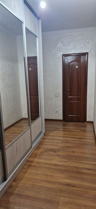 Сдам 2 комнатную квартиру