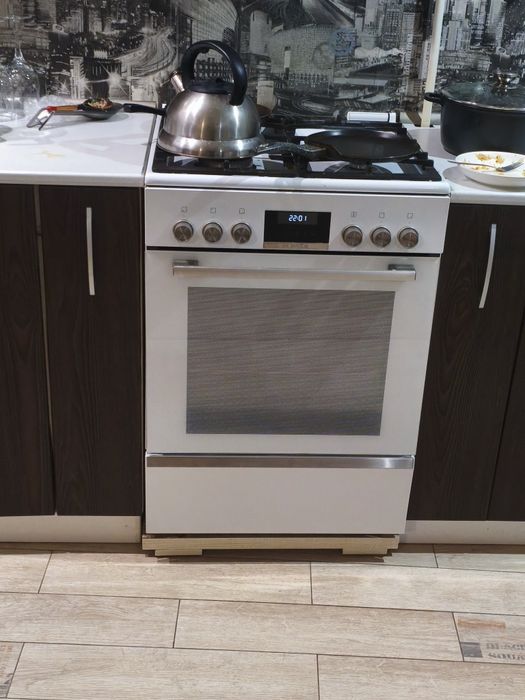 Кухня 3,5х1,8 самовывоз