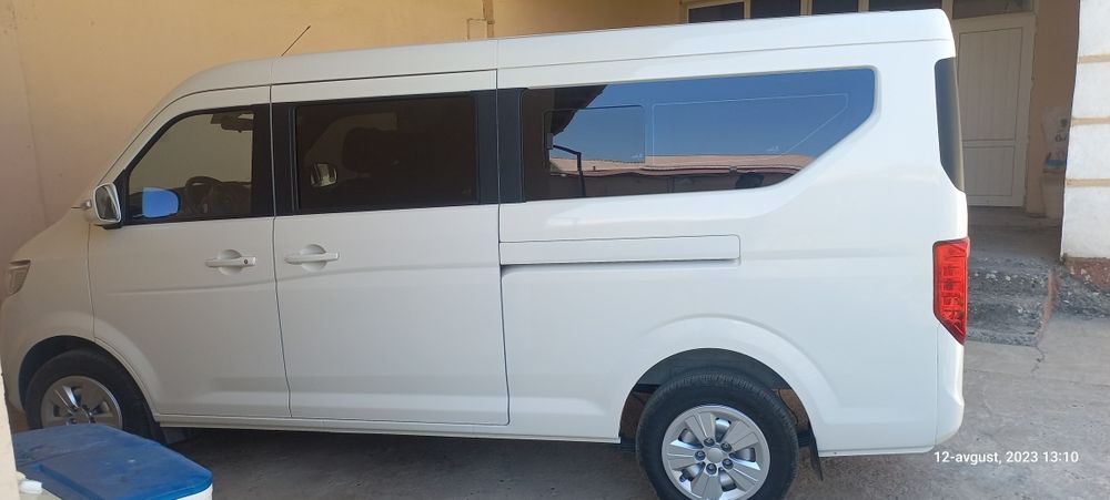 CHANGAN Minivan 2023 Sotiladi