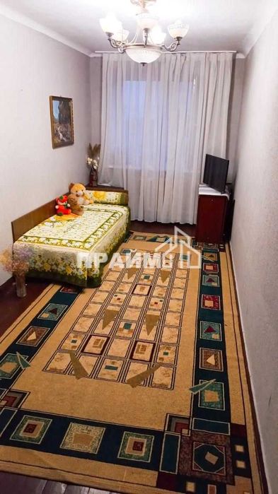 ПРОДАМ 3Х ком. Центр (Каримжан ПРАЙМ)