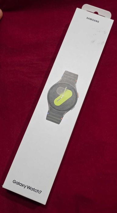 ***НОВ*** Samsung Galaxy Watch 7 44mm