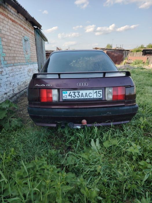 Ауди 80 б4 1.8 продам