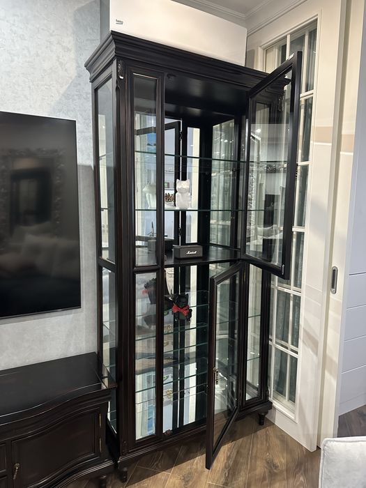 Сервант витрина для посуды