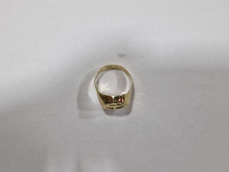 Златен пръстен 14К 585 / 4,45 гр.