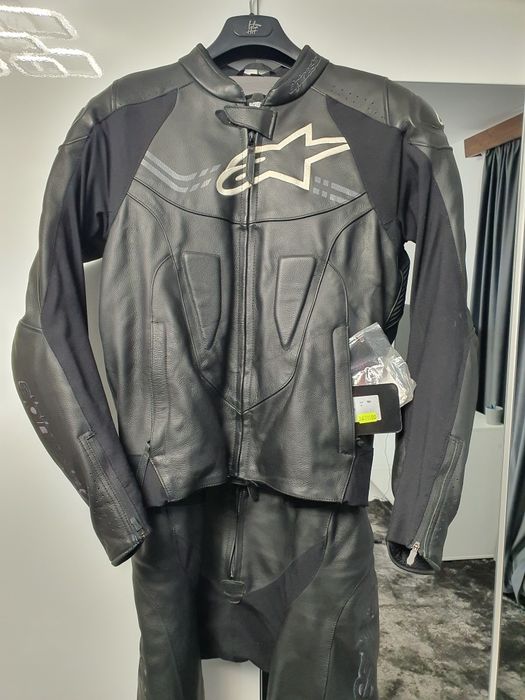 Combinezon moto Alpinestars marimea M, 50