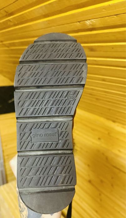 Ghete Blana Naturala Gino Rossi Noi