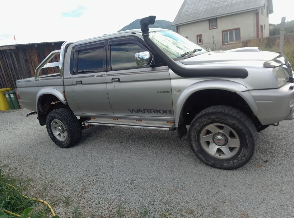 Mitsubishi L200 warrior