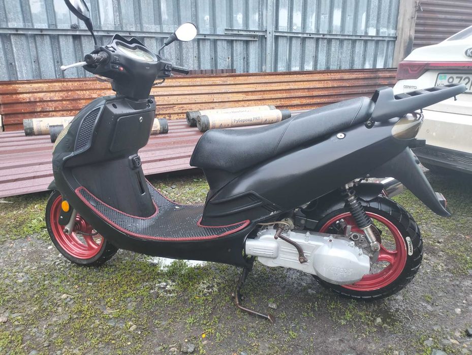 Продам скутер...