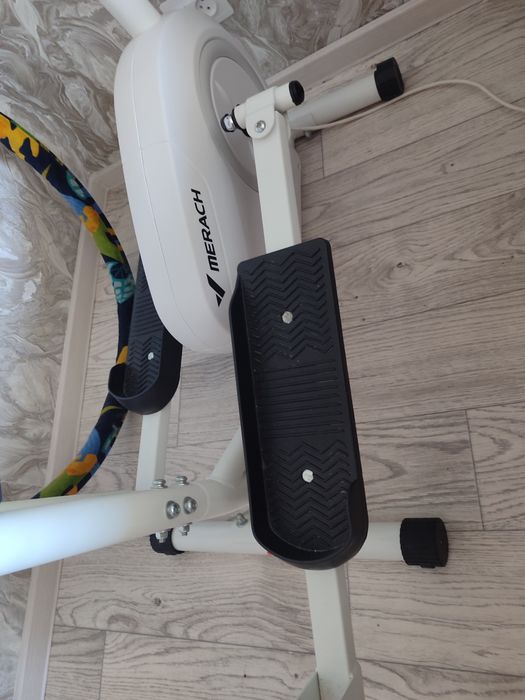 Продам Эллептический Велотренажер 2в1