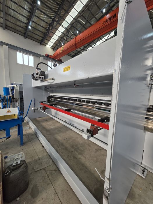 Гибочный станок 160т 6 метров. Чпу