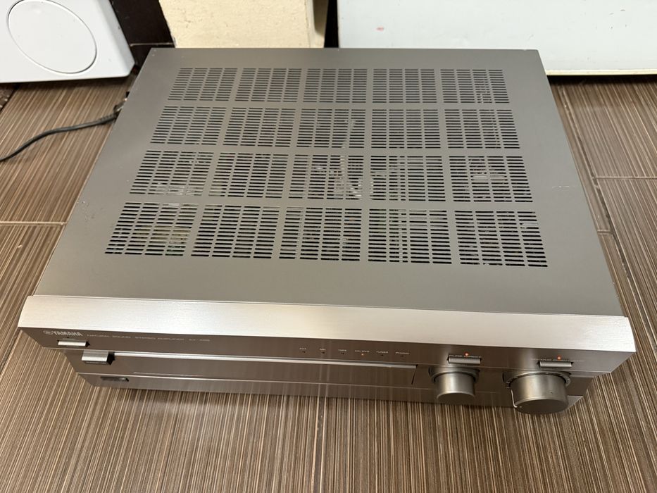 Yamaha AX-496 Стерео усилвател