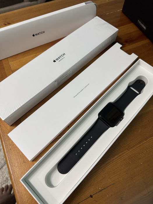Часы apple watch 3 series 42 mm