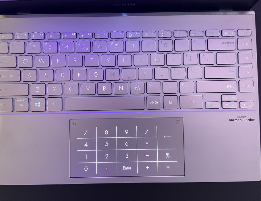 Asus Zenbook 13' OLED