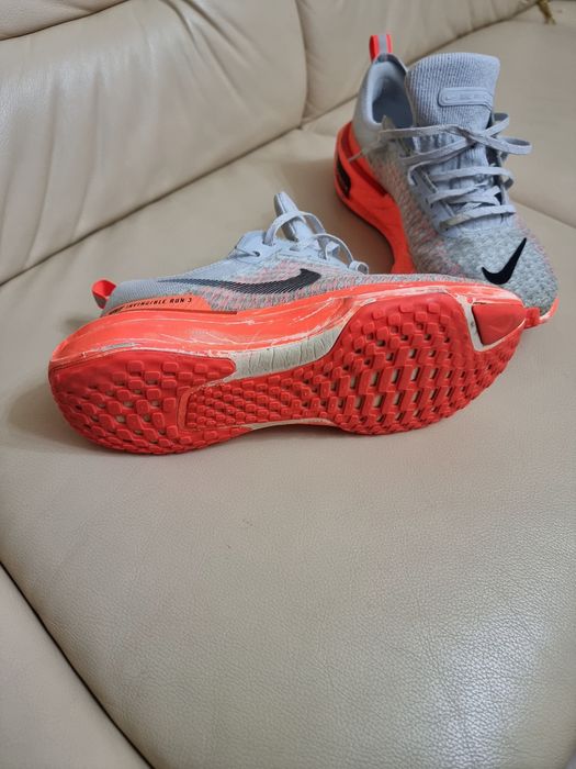 Adidași NIKE  invizibile run3