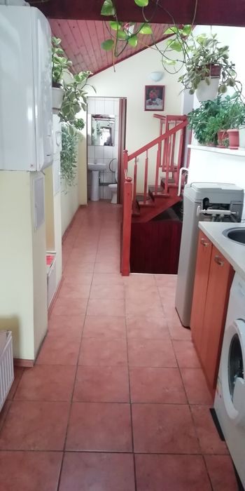 Închiriez spațiu Ptr muncitori 4 persoane la casa