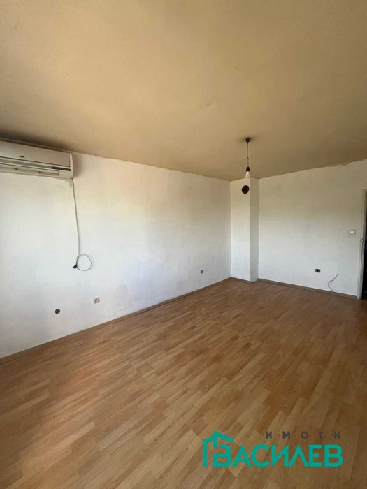 Продава се Тристаен апартамент в София, Център - 88 кв.м за 1043 €/кв.м - Снимка #1