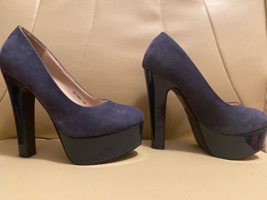 Pantofi cu toc 13 cm, eleganti, comozi, stare foarte buna